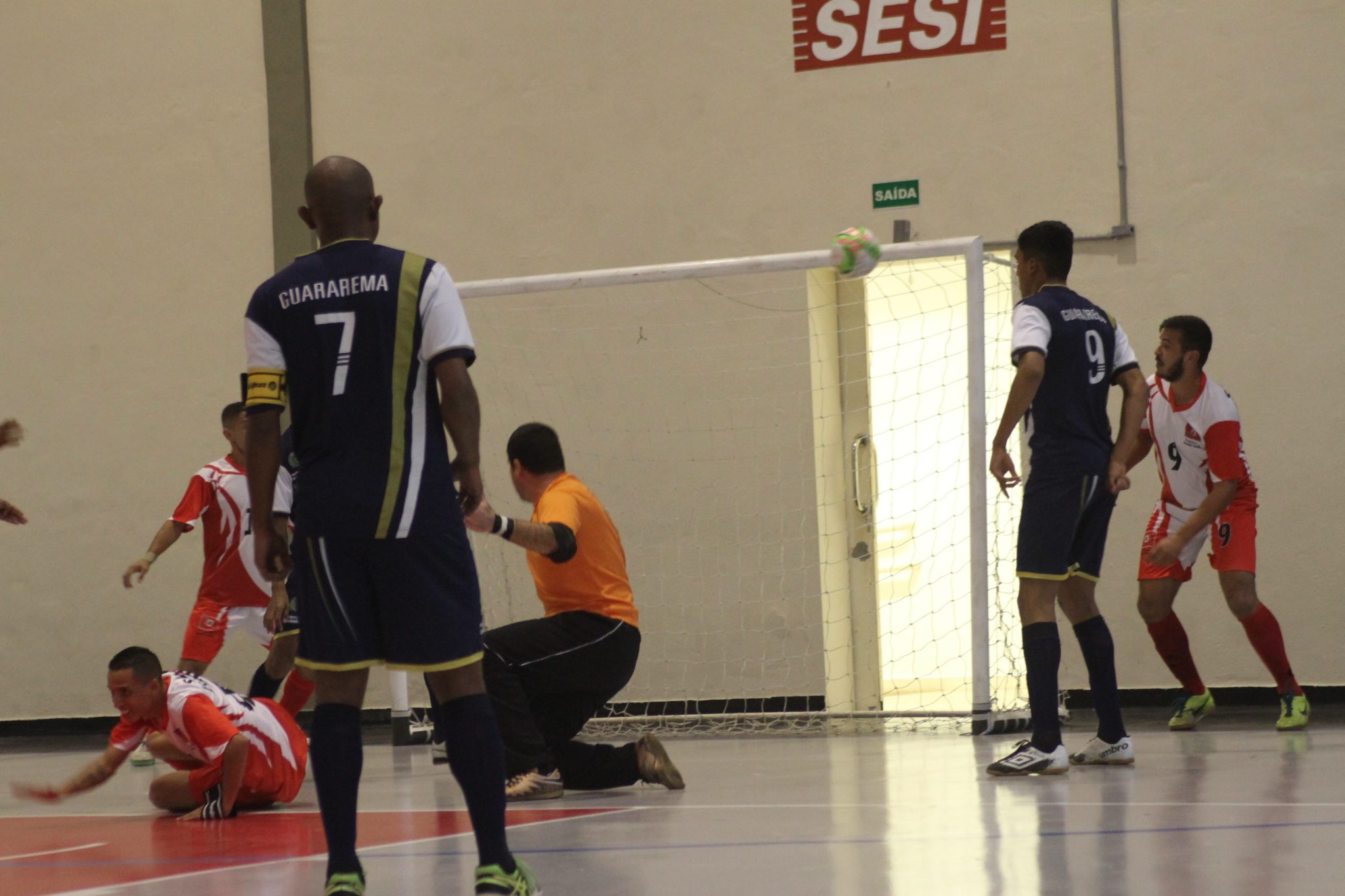 Arujá e Suzano são as cidades finalistas da Taça CONDEMAT de Futsal