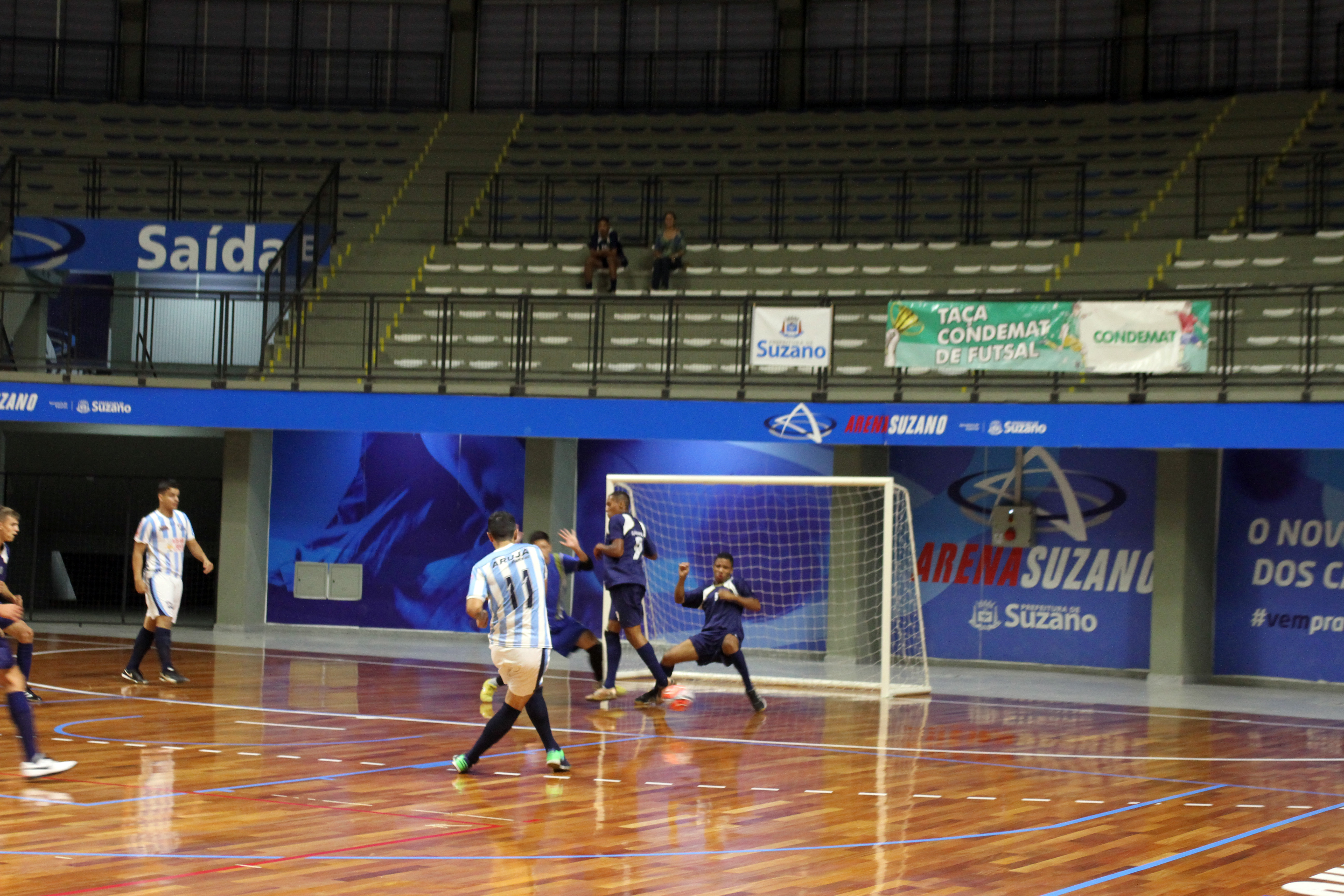 Arujá e Suzano são as cidades finalistas da Taça CONDEMAT de Futsal