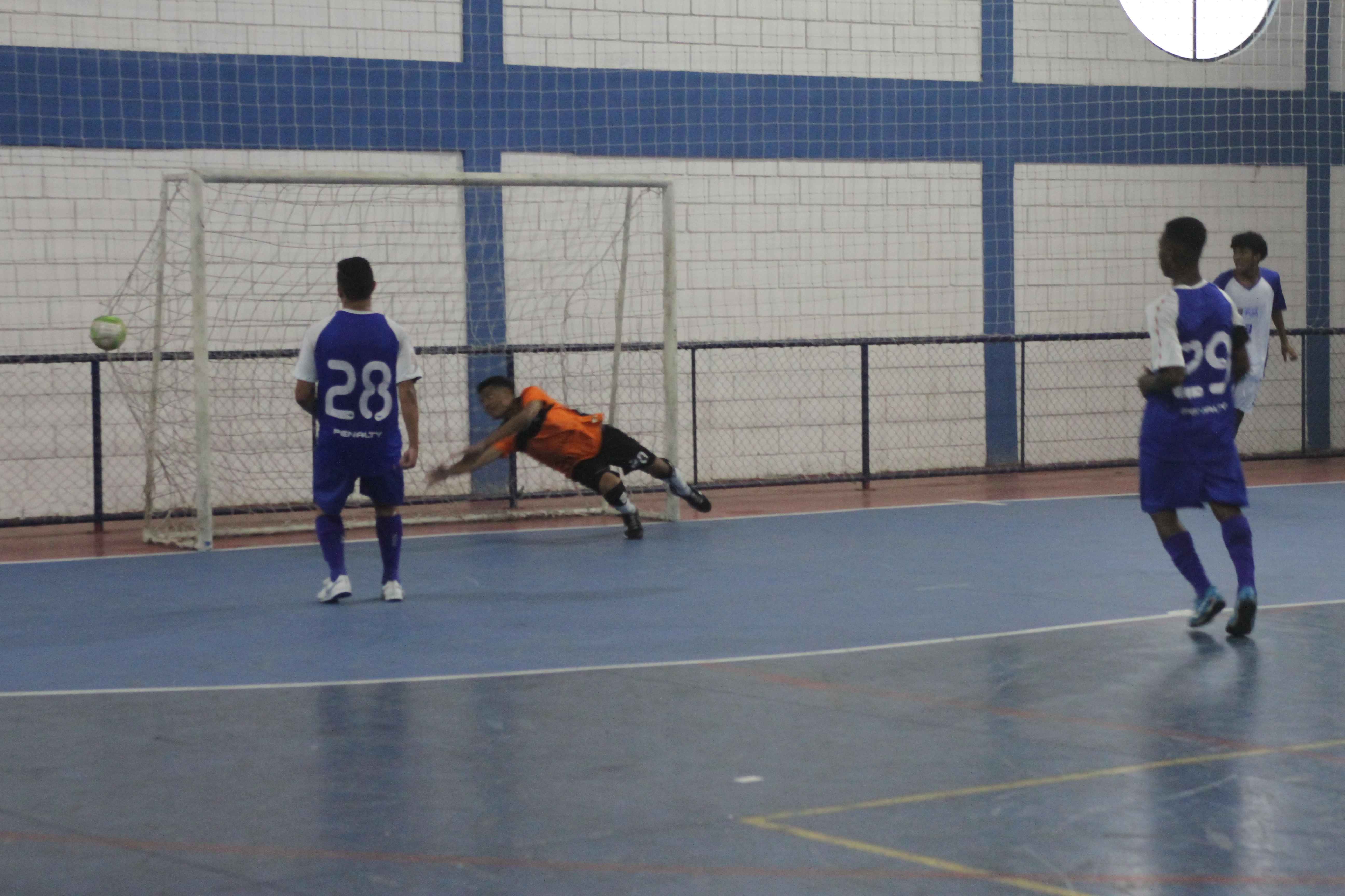 Arujá e Suzano são as cidades finalistas da Taça CONDEMAT de Futsal