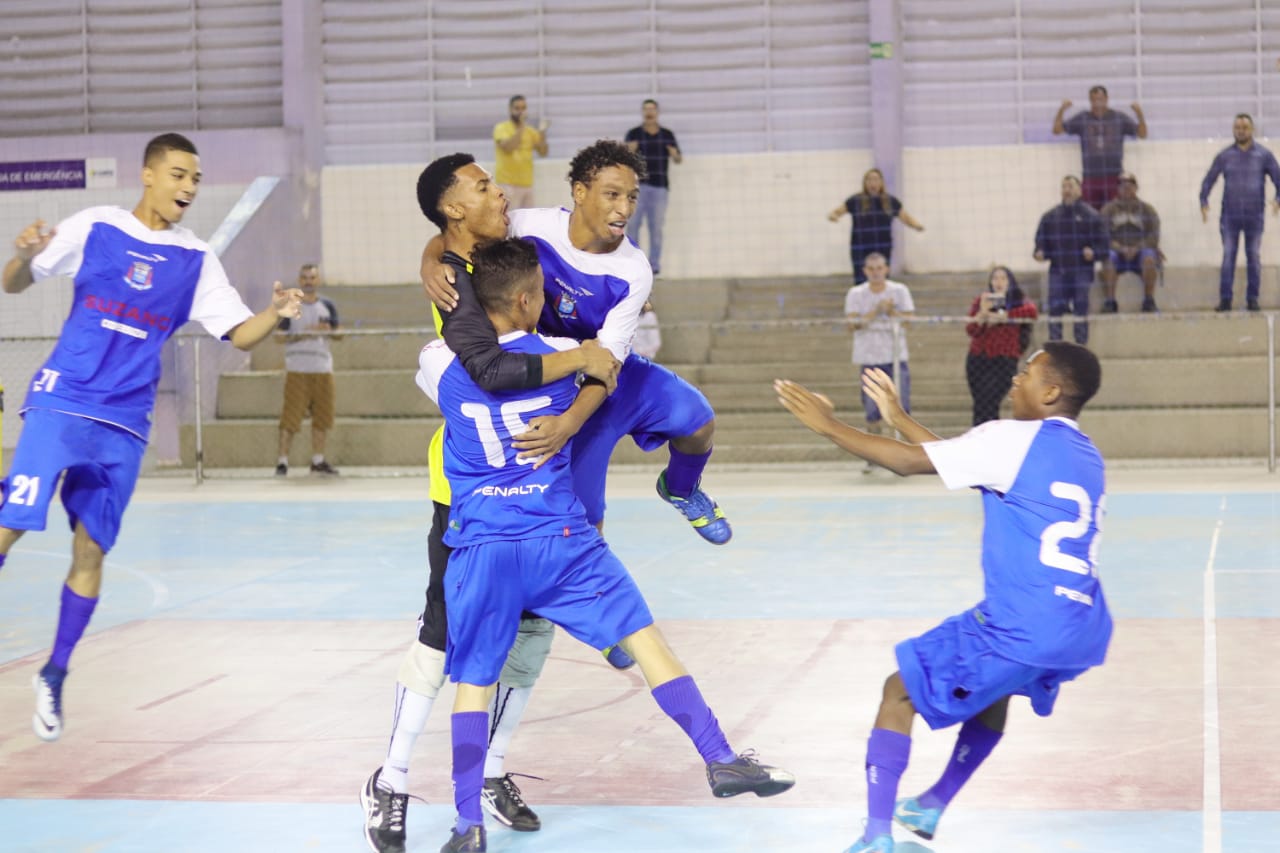 Arujá e Suzano são as cidades finalistas da Taça CONDEMAT de Futsal