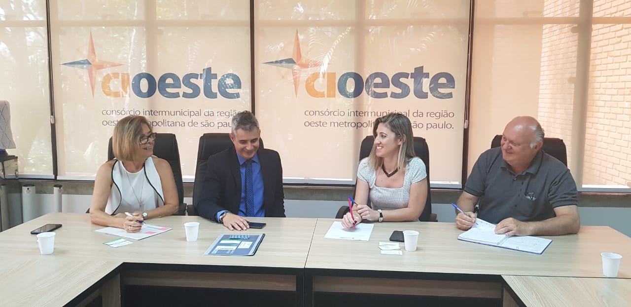 Leia mais sobre o artigo Diálogo Metropolitano reúne secretários de consórcios