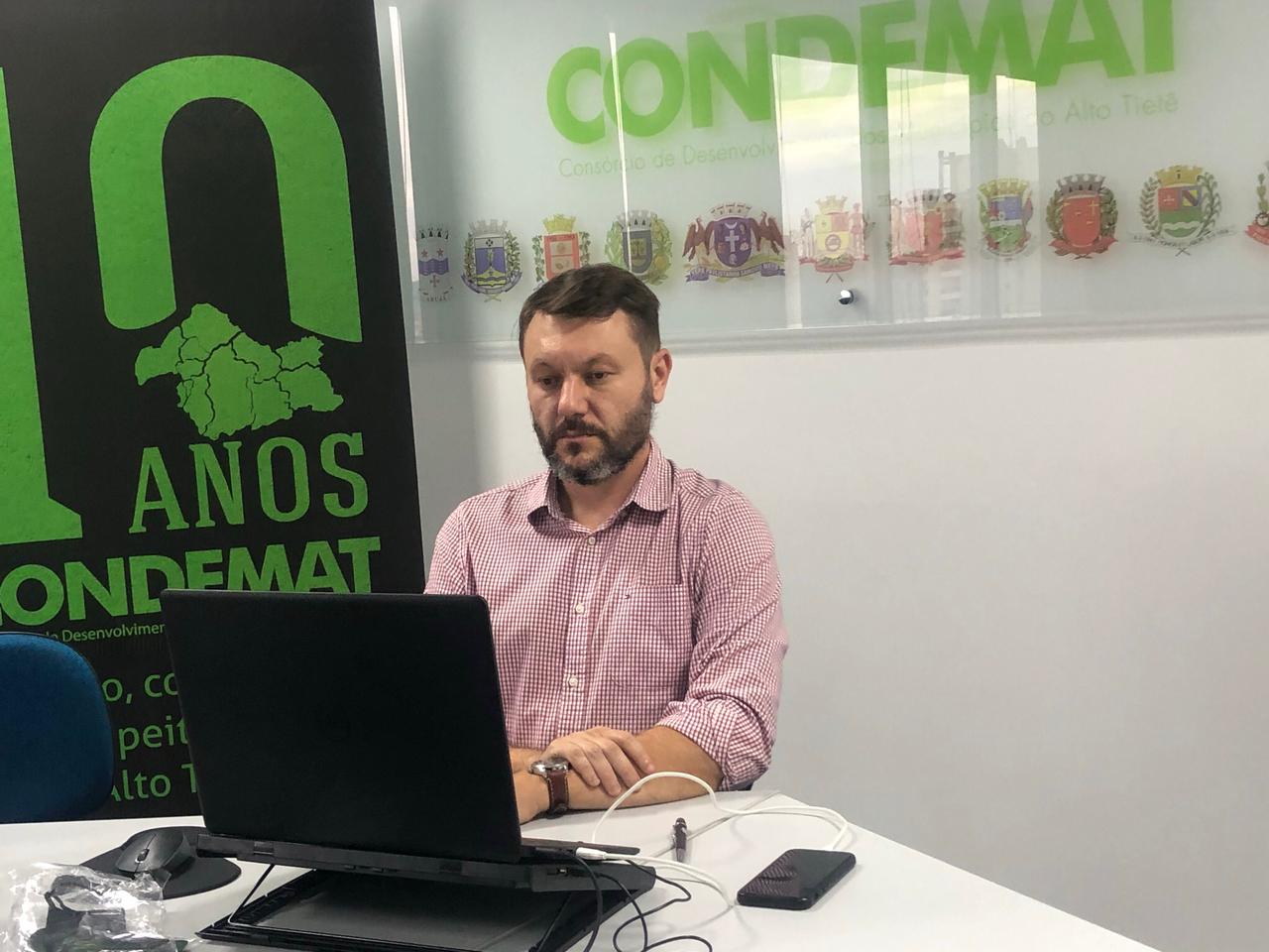 Leia mais sobre o artigo CONDEMAT compartilha experiências em seminário de resíduos sólidos