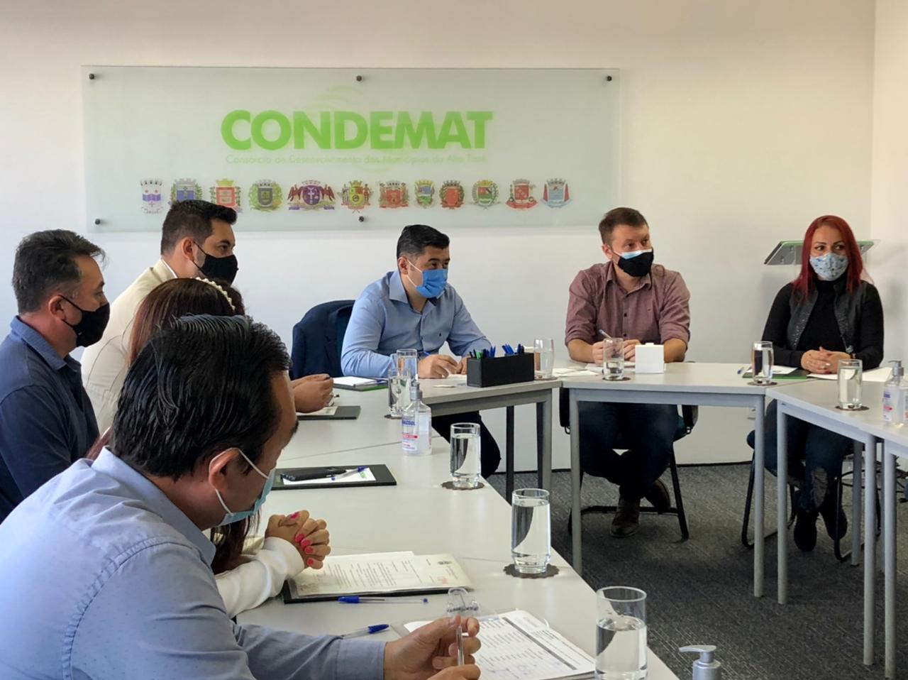 Leia mais sobre o artigo CONDEMAT e Frente Parlamentar do Bem-Estar Animal discutem políticas públicas regionais para a causa