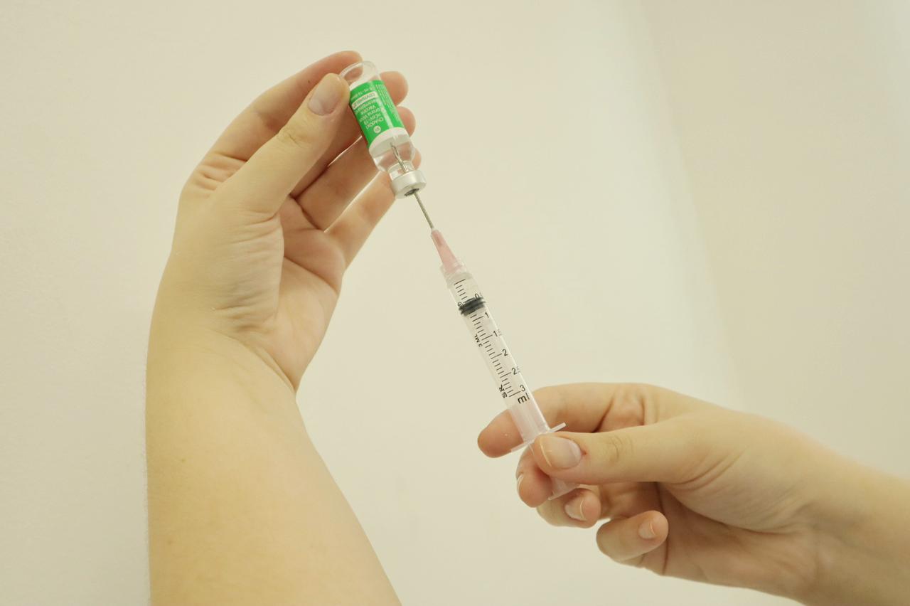Você está visualizando atualmente Região recebe novo lote de vacinas contra a Covid-19